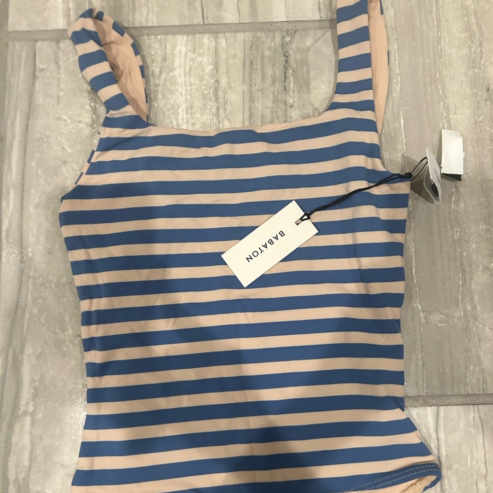 Aritizia Bodysuit